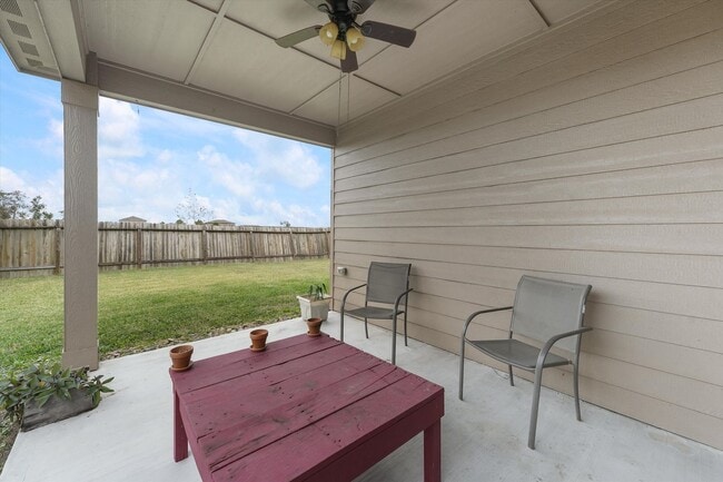 Photo - Beautiful Texas City Home in Seacrest Subdivsion