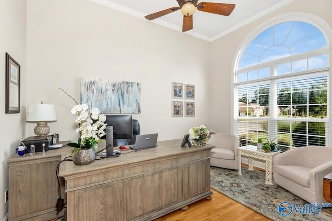 Photo - 230 Bishop Farm Way