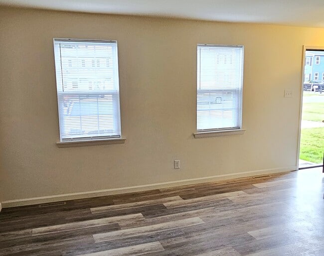 Photo - 10 Curlew Cir