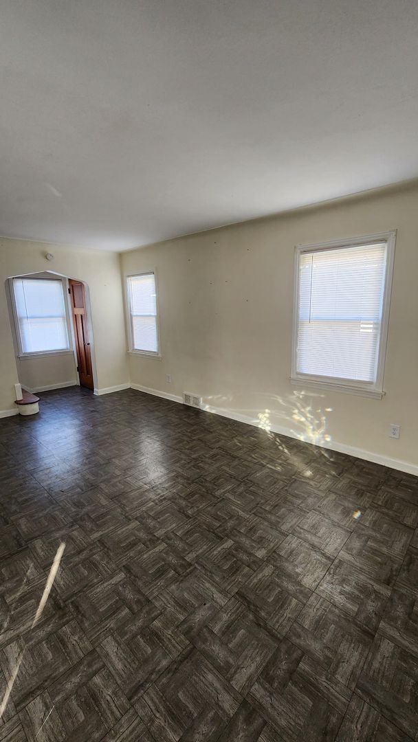 Photo - 3 bed 1 bath