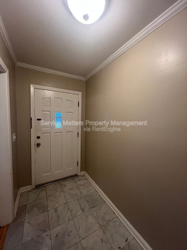 Photo - 1401 E 34th St