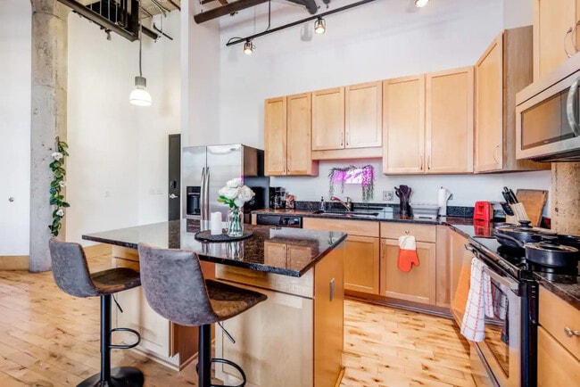 AdlerFrame Lofts