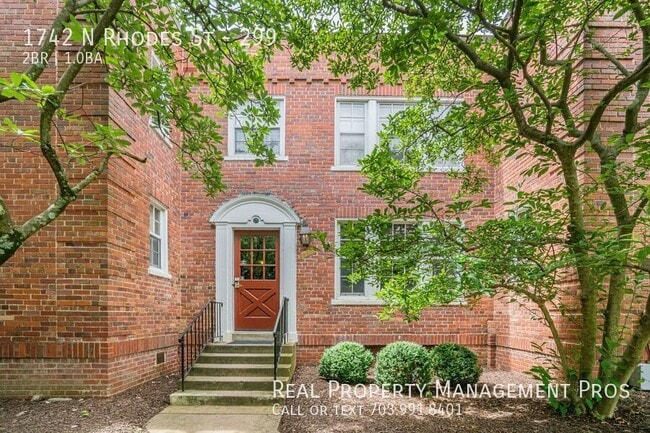 Building Photo - 1742 N Rhodes St Unit 299 Rental
