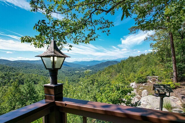 Photo - 402 Wilderness Dr