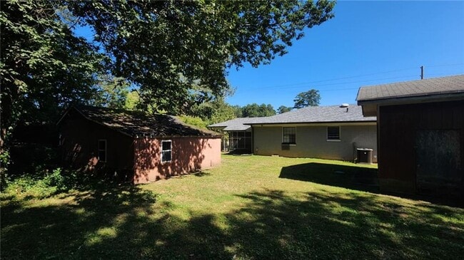 Photo - 349 Johnson Ferry Rd