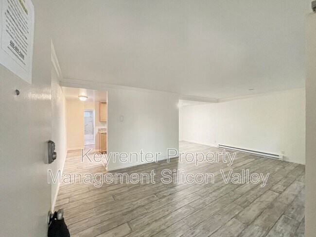 Photo - 151 Buckingham Dr