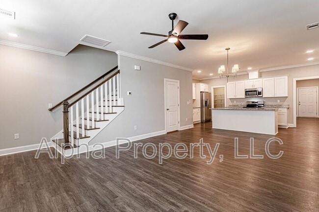 Photo - 18 Alderly Way