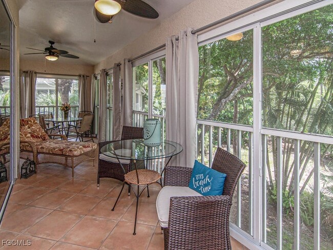 Photo - 945 Carrick Bend Cir Unidad 201