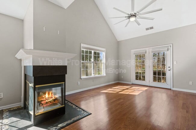 Photo - 8401 Southgate Commons Dr