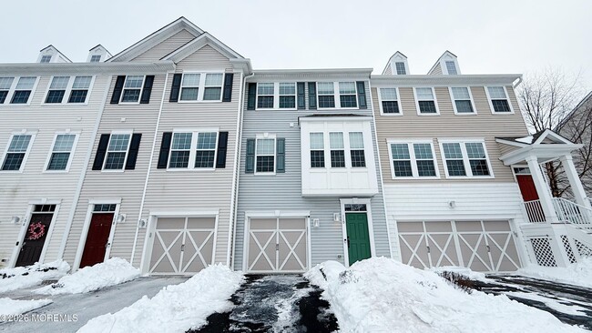 Building Photo - 110 Halliard Dr