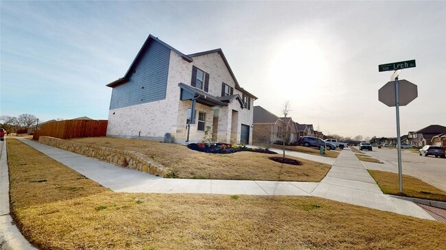 Photo - 2102 Dunbar Dr