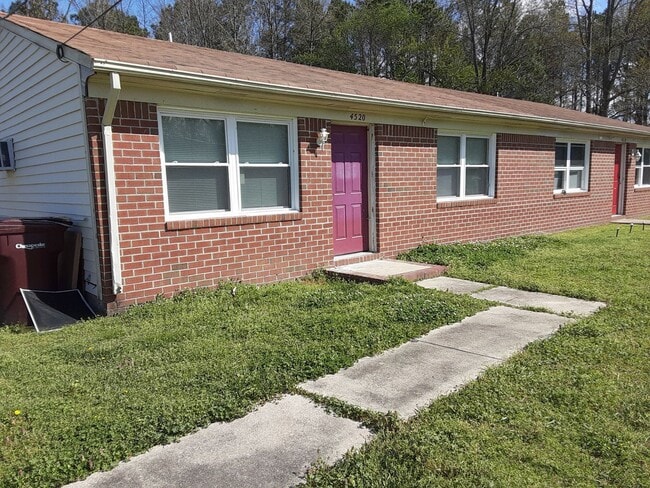 Building Photo - 4518/4520 Indiana Ave Unit 4520 Indiana Ave