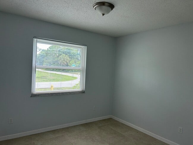 Photo - 971 Gulfport Rd SE