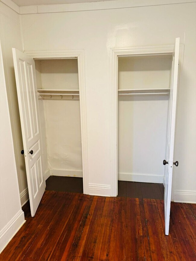 Photo - 2nd Floor 1 Bedroom West End of York City