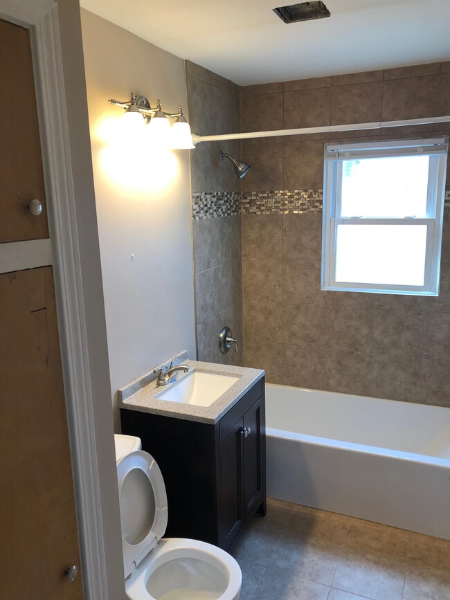 Photo - 6506 N 36th St