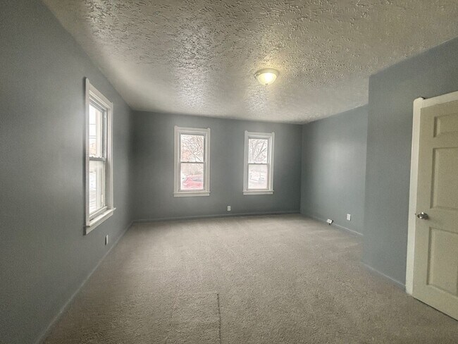 Photo - Charming 2-Bedroom Property in Prime Location