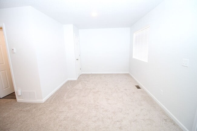 Photo - 943 E Moreno Ave