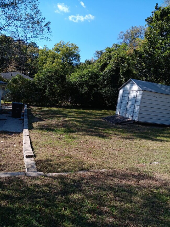 Photo - 512 34th Ave W