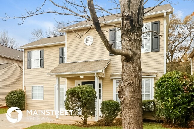 Photo - 421 Peachtree Rd