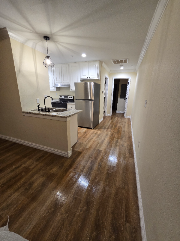 Photo - 2019 E Canal St Apartment Unit A