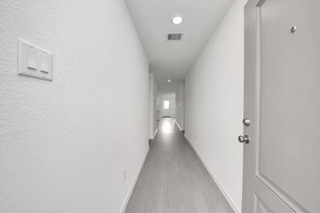 Photo - 213 Nicholas Rd