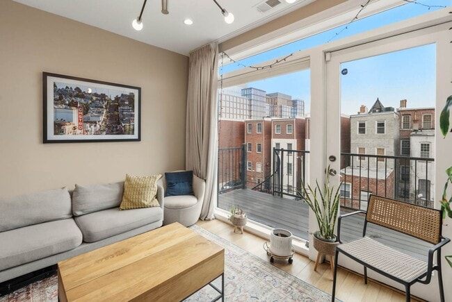 Photo - Mt Vernon Square Penthouse Condo Unit 4