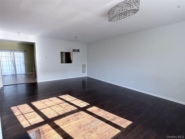 Photo - 105 Wood Lake Dr