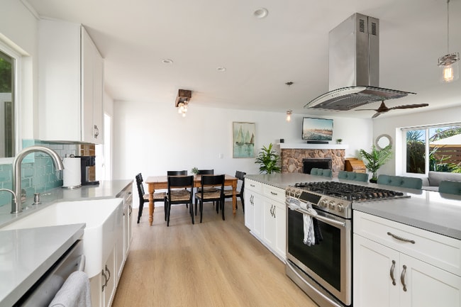 Photo - 1123 Balour Dr