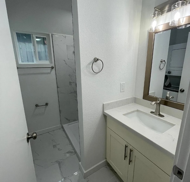 Photo - 3730 SW 99th St