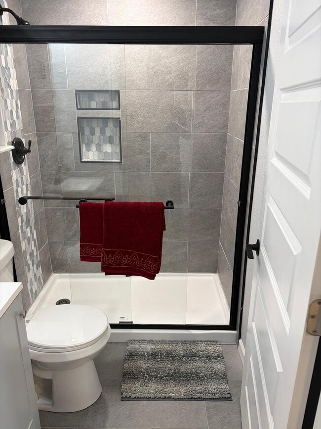 Photo - 148 Cortona Pl