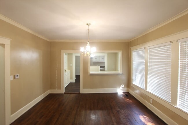 1213 16th Pl SW