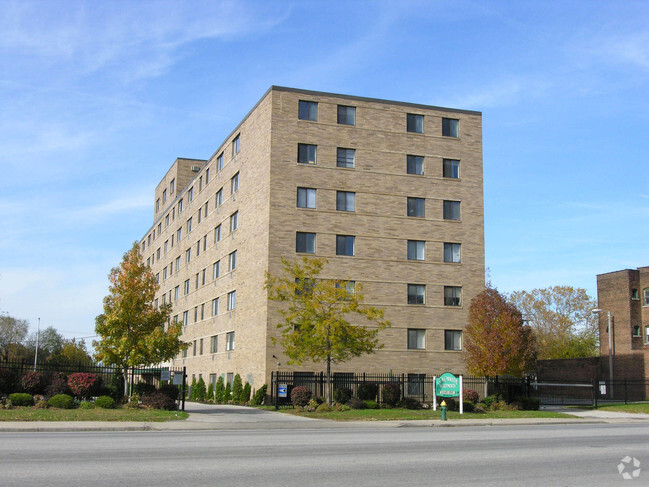 Building Photo - Eastern Heights Apartments