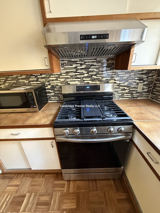 Photo - 10 Packard Ave Unidad 1