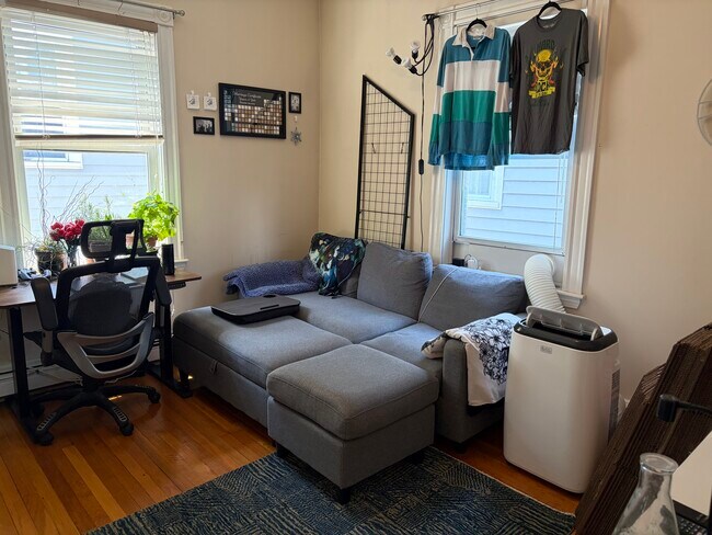 Photo - 315 Elm St Unit 3