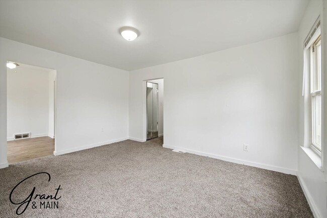 Photo - $1,200/month - 3 Bed 1 Bath Single Family Home in Detroit