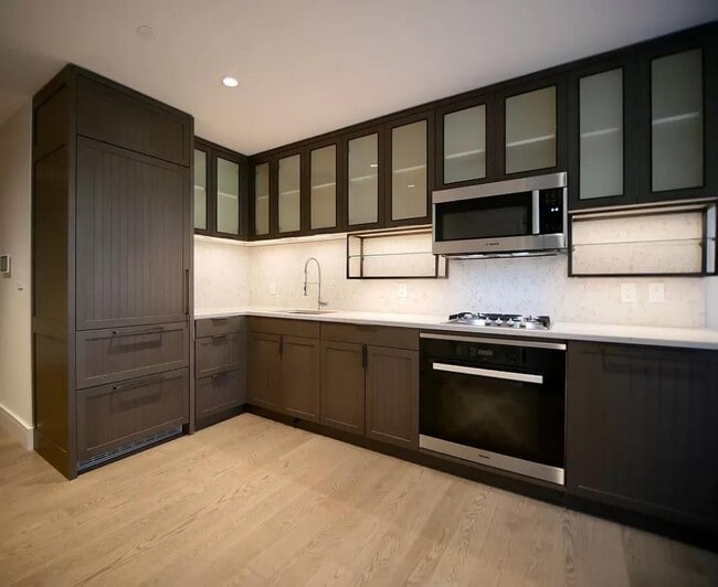 Photo - 510 E 14th St Unit 511