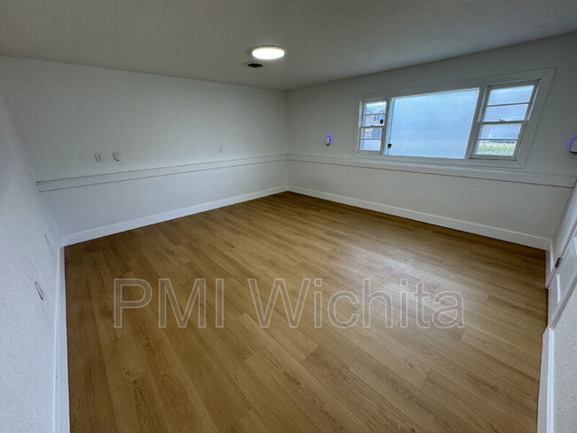 Photo - 1014 S Rosalie Ave