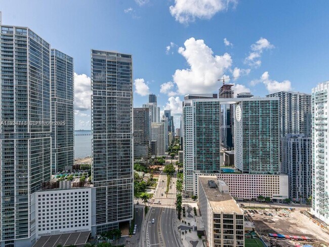 Building Photo - 200 Biscayne Blvd Way Unit 3102