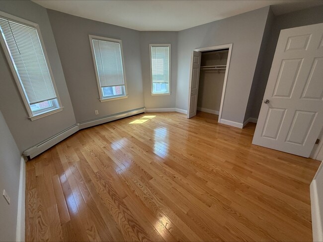 29 Waverly St Unit 2