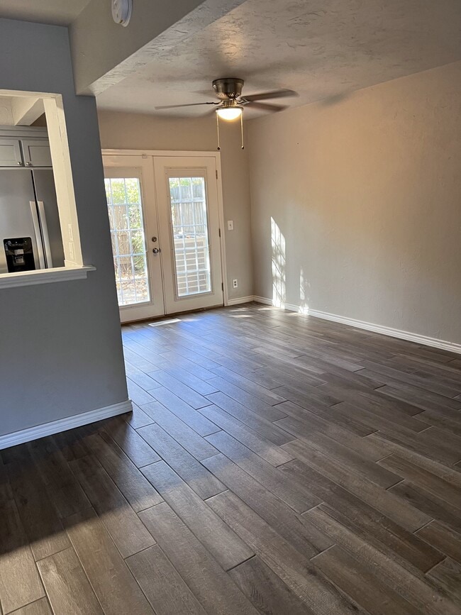 Photo - 2451 NW 38th St