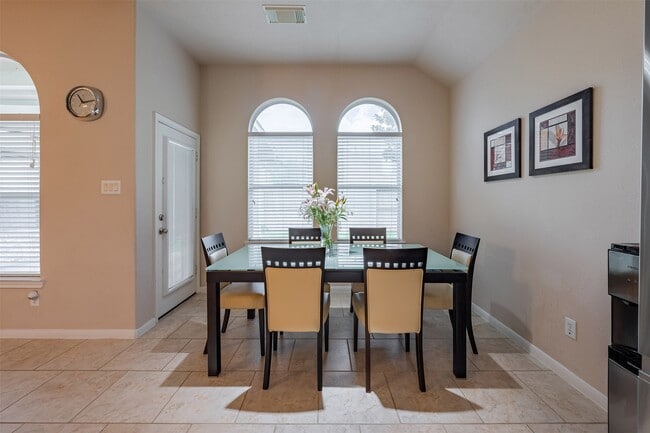 Photo - 13815 Normandy Ct