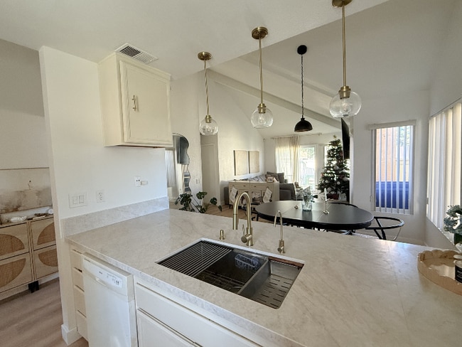 Photo - 2109 Northshore Dr