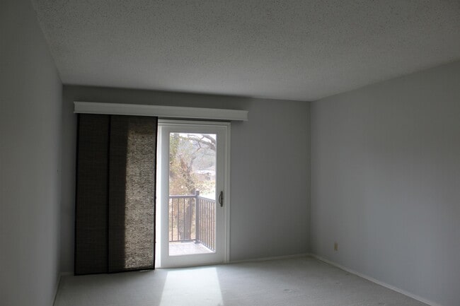 Photo - 1214 Hi Stirrup