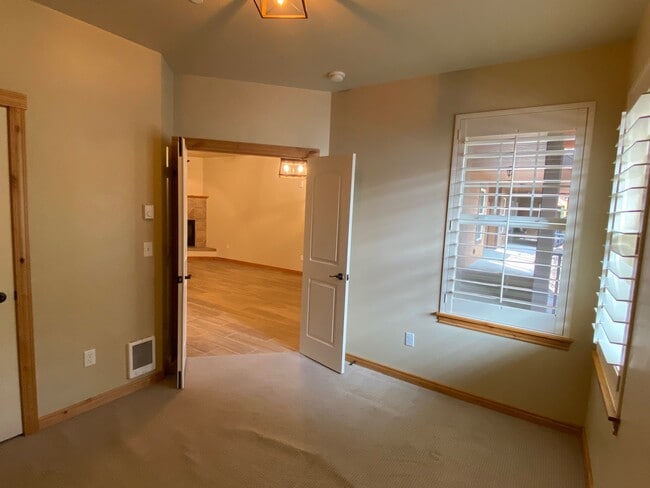 Photo - 4100 Mullan Rd