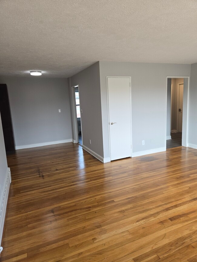 Building Photo - 516 Lexington Ave Unit 204 Rental