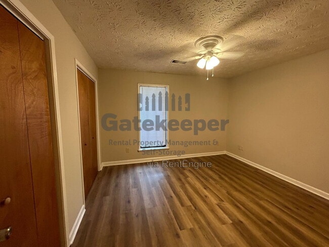 Photo - 115 Meadowbrook Ct Unit A