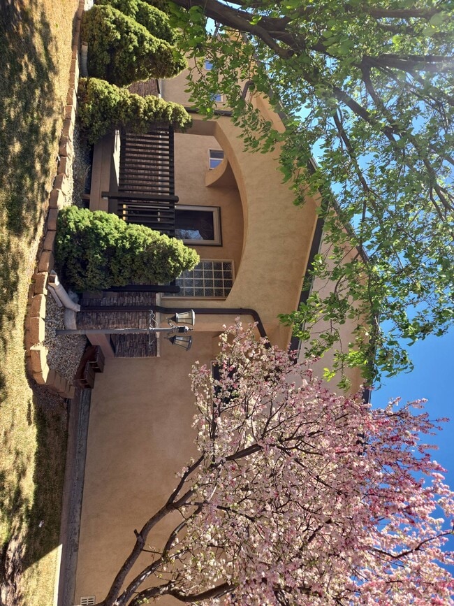 Photo - 729 Skyview Ct