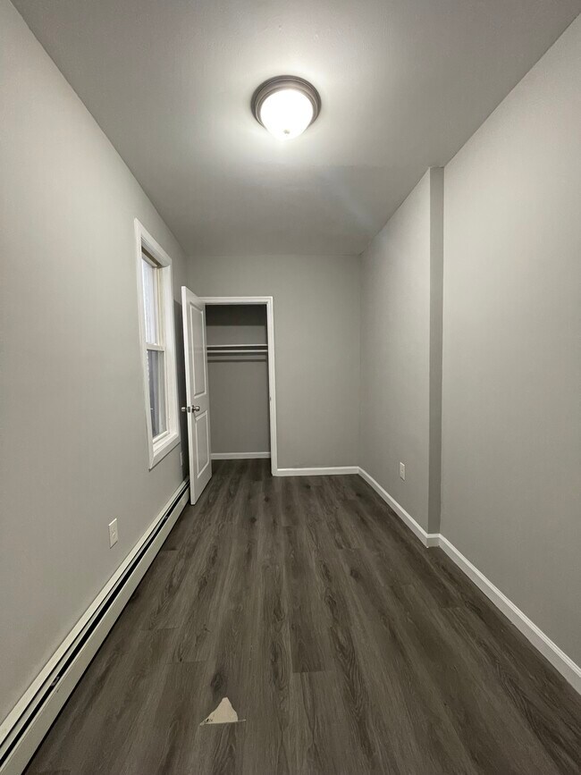 Photo - 690 S 18th St Unit 1