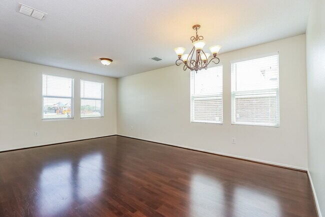 Photo - 1113 Scarlet Sage Pkwy