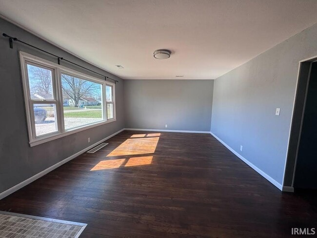 Photo - 1012 W Haines Ave